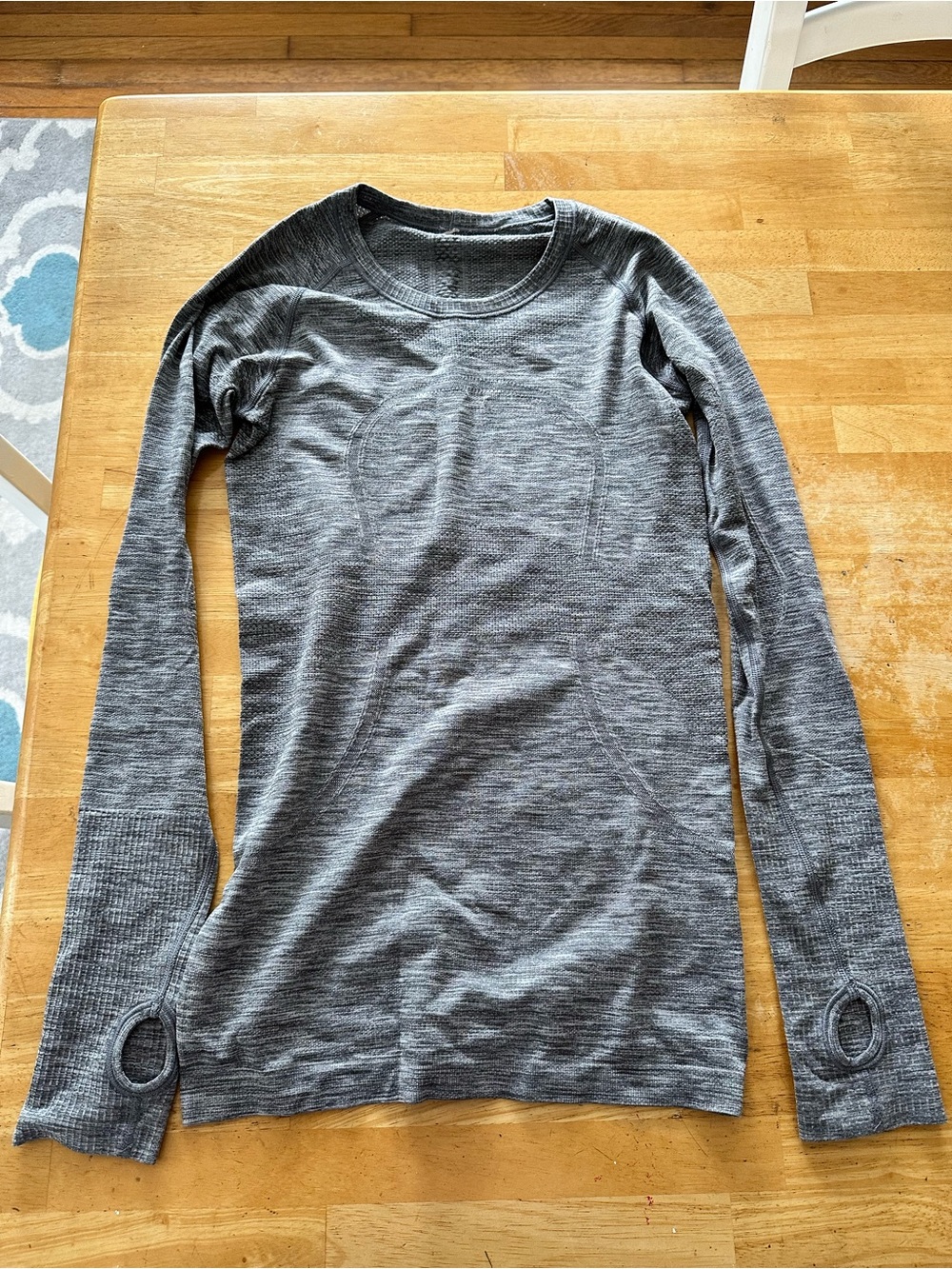 Lululemon swiftly long sleeve shirt size 4